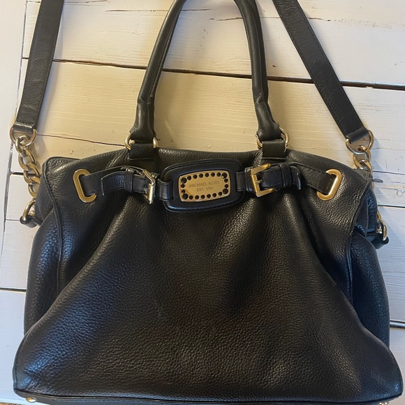 Large Michael Kors Purse - Picture 1 of 1